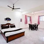 Hotel O Moonlight Residency