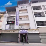 Hotel O Moonlight Residency