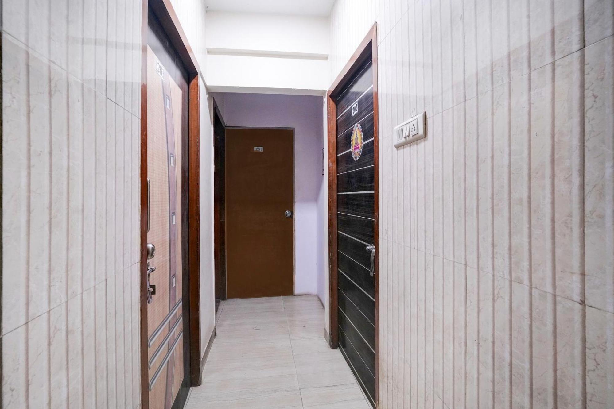 Hotel O Moonlight Residency