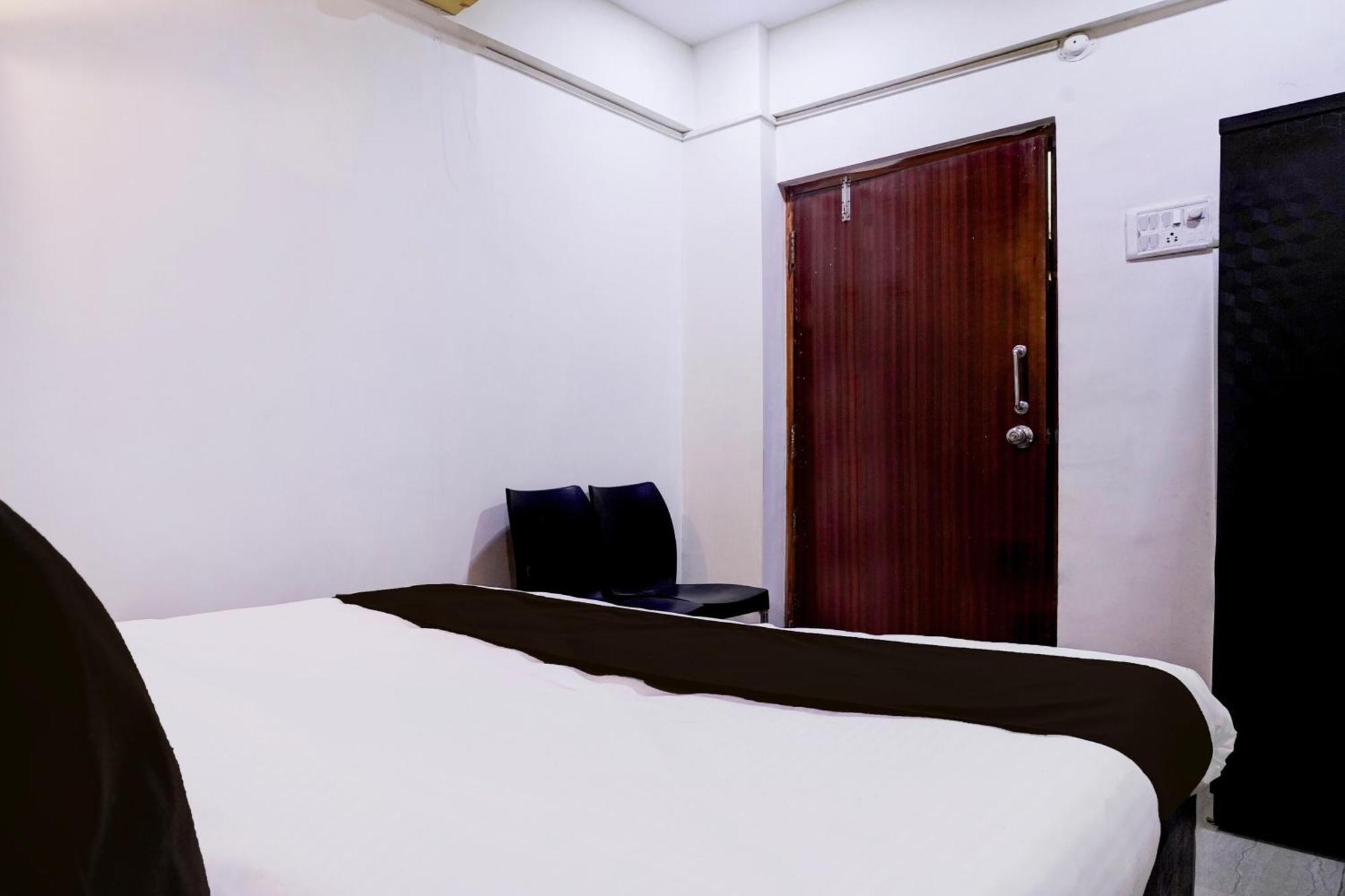 Hotel O Moonlight Residency Mumbai